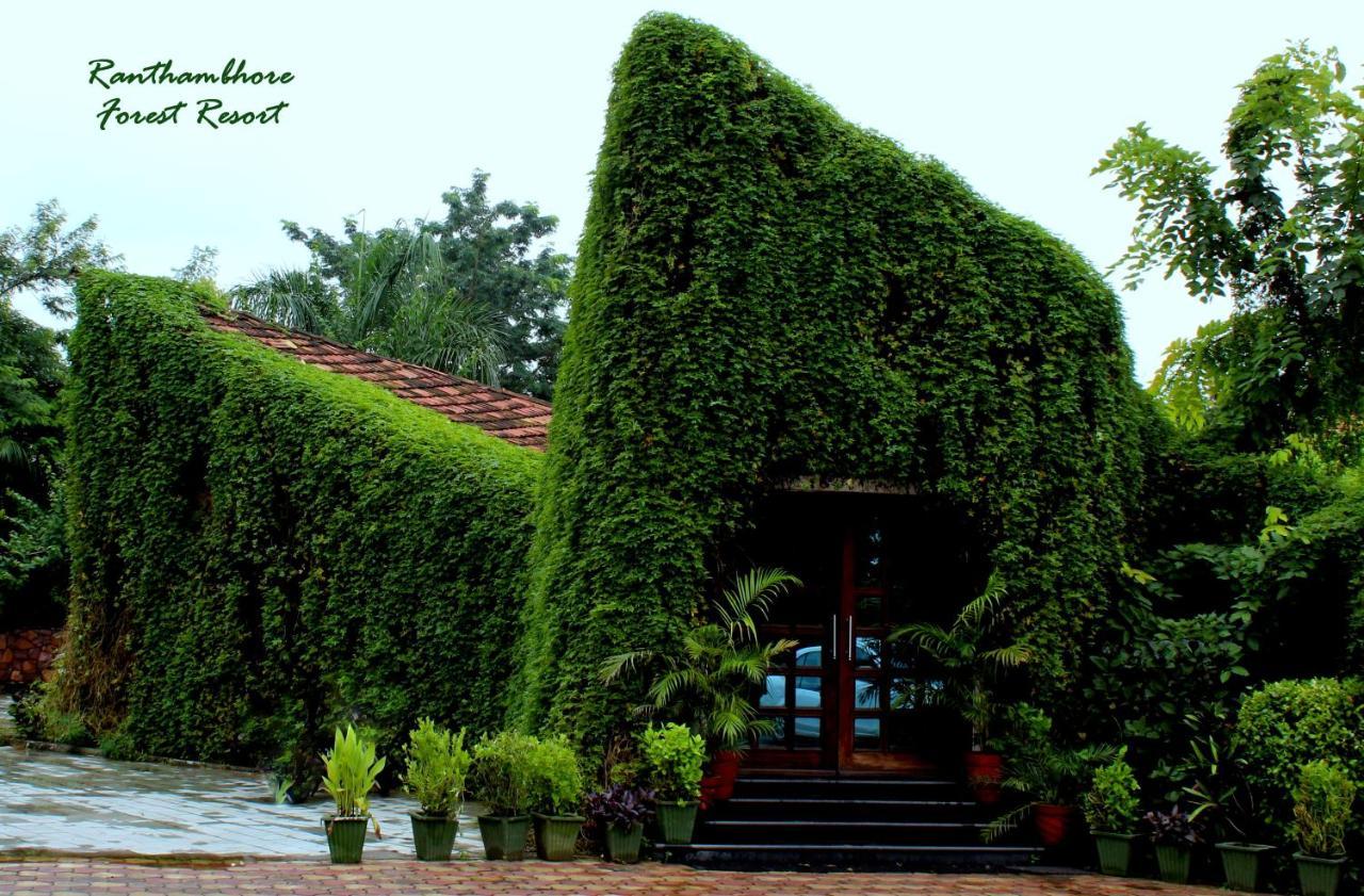 The Fern Ranthambore Forest Resort Rajasthan ساواي مادهوبور المظهر الخارجي الصورة