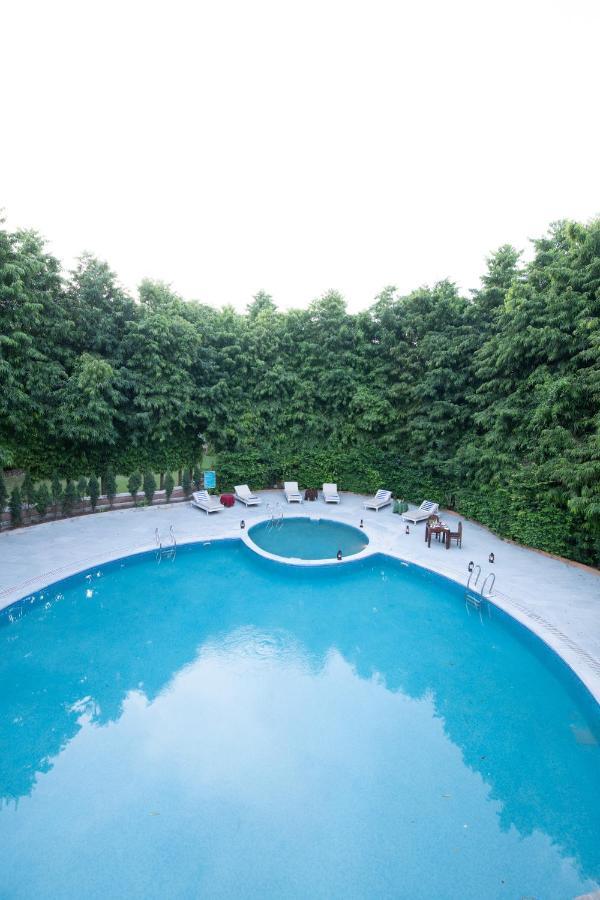 The Fern Ranthambore Forest Resort Rajasthan ساواي مادهوبور المظهر الخارجي الصورة